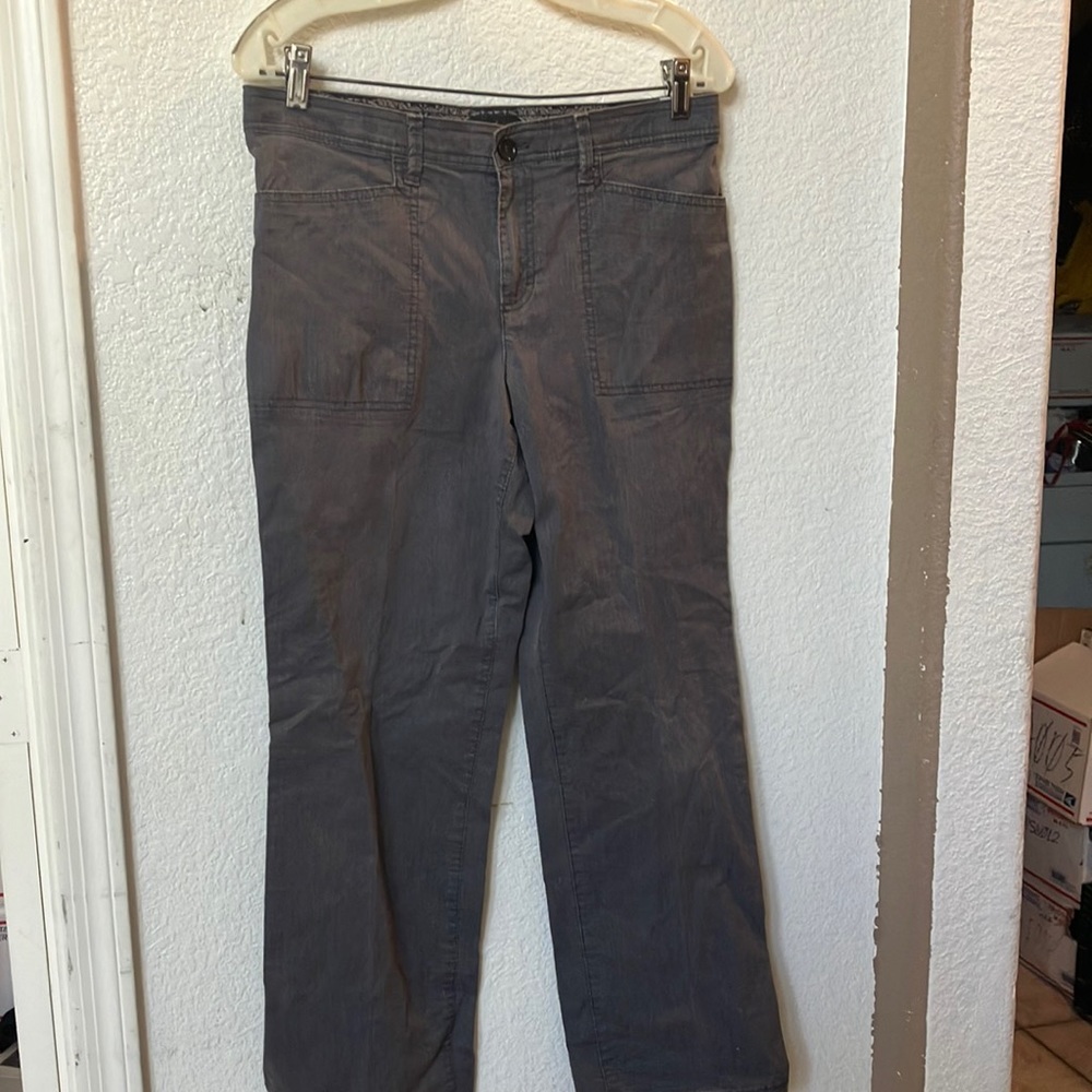 FINAL MARKDOWN Gloria Vanderbilt slacks 8 short